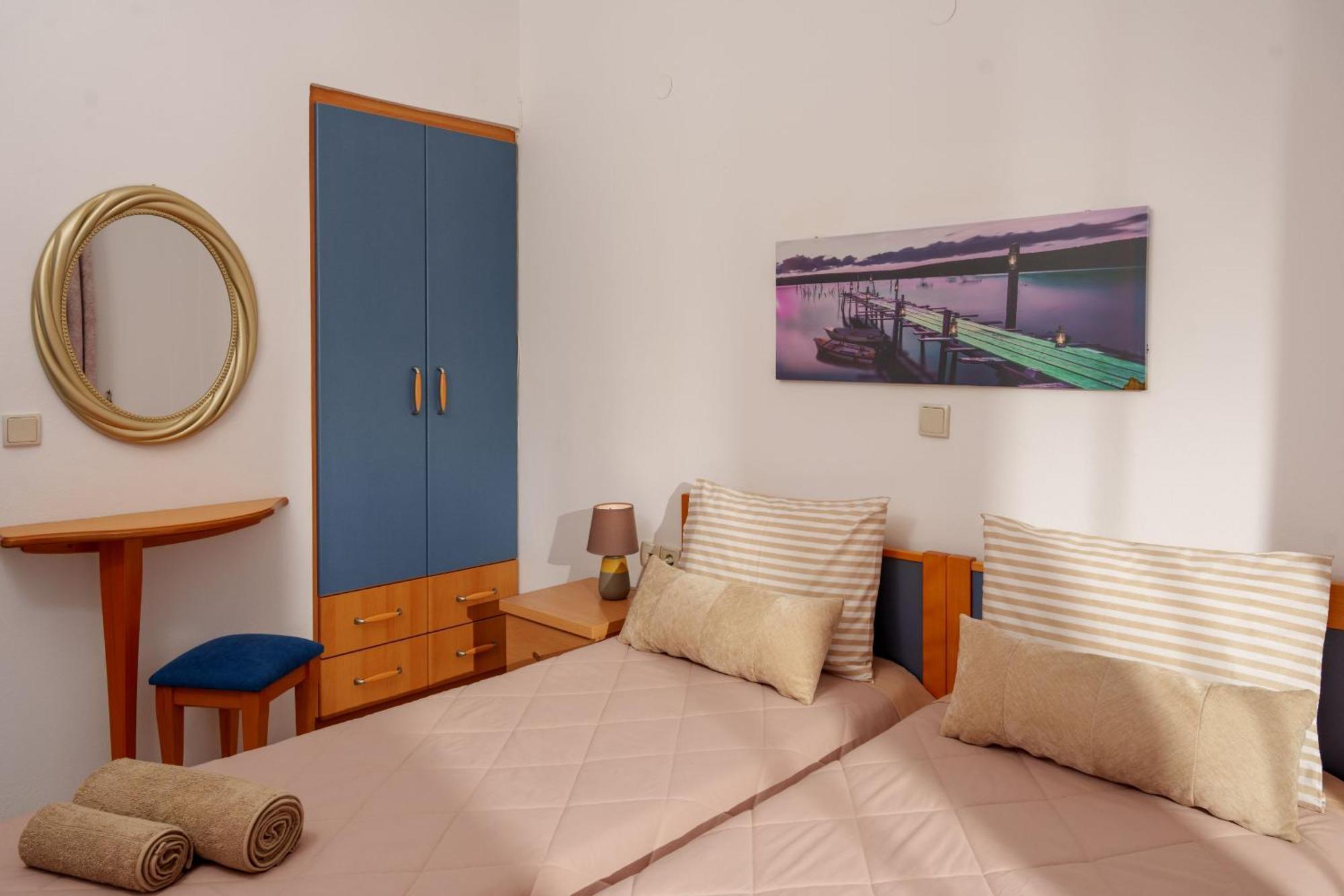 Fnk Apartments With Sea View Agia Pelagia Eksteriør bilde